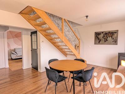 Maison - 102 m² - 5 pièces