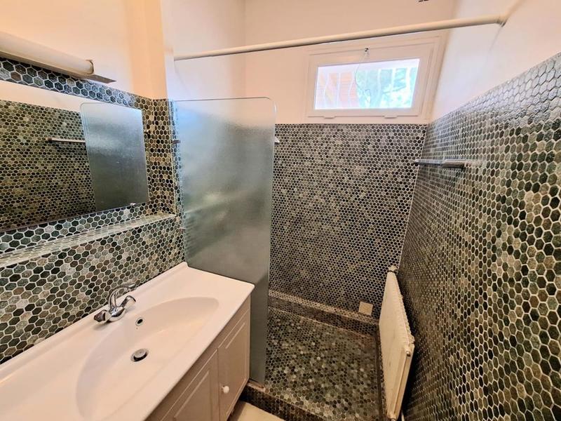 Maison - 209 m² - 8 pièces