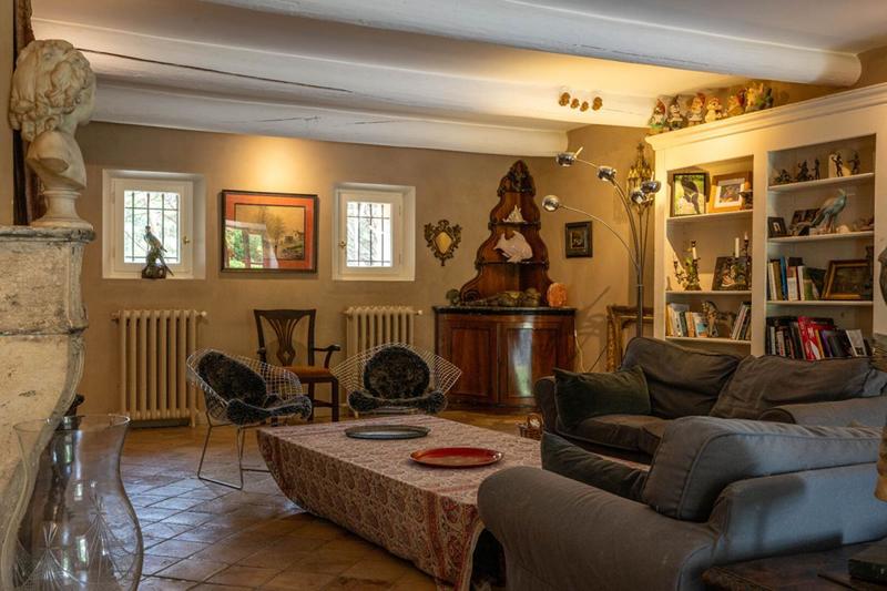 Maison - 345 m² - 8 pièces