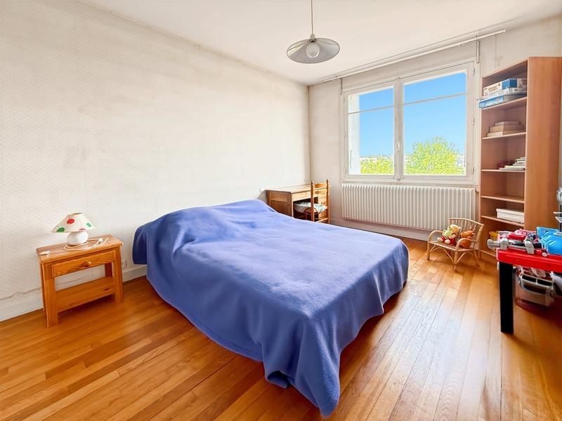 Maison - 102 m² - 4 pièces