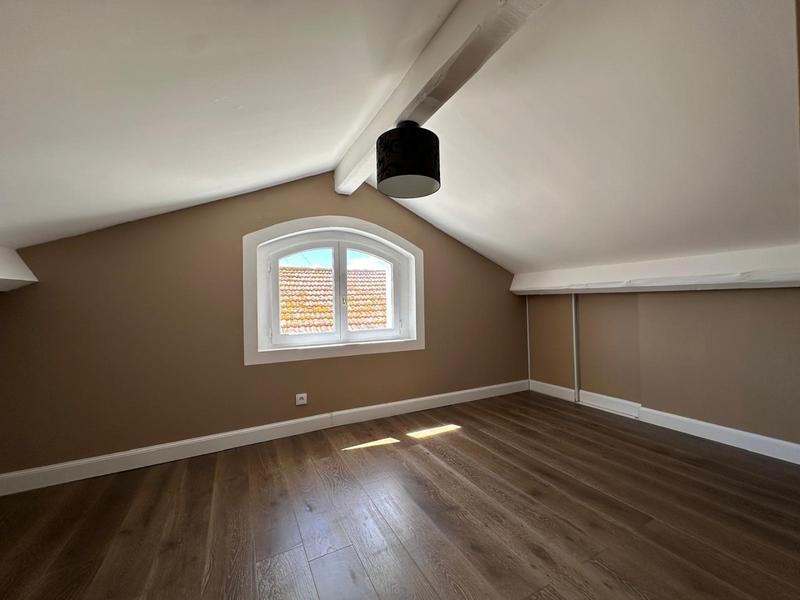 Maison - 91 m² - 5 pièces