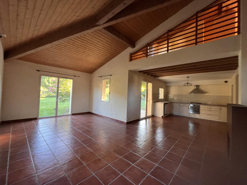 Maison - 198 m² - 7 pièces