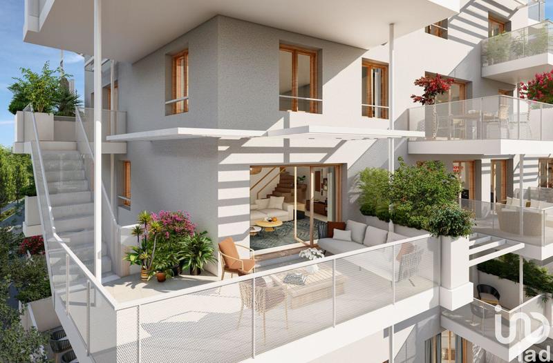 Appartement - 112 m² - 5 pièces