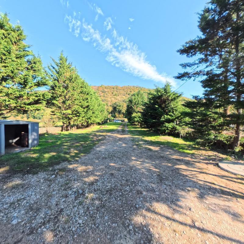 Maison - 94 m² - 5 pièces