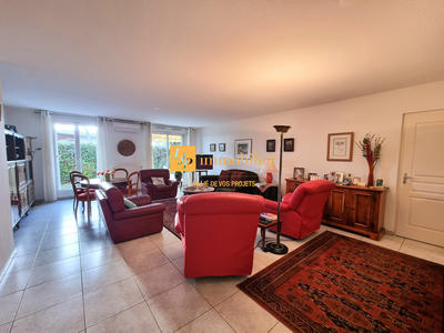 Appartement - 162 m² - 4 pièces