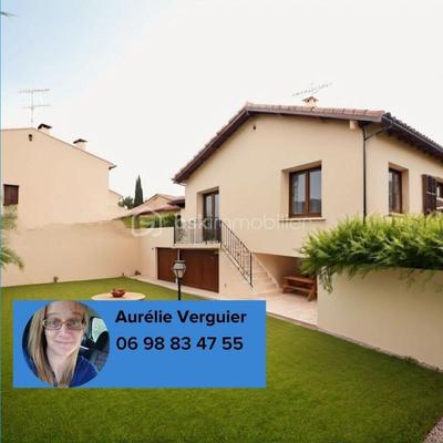 Maison traditionnelle - 96 m² - 5 pièces