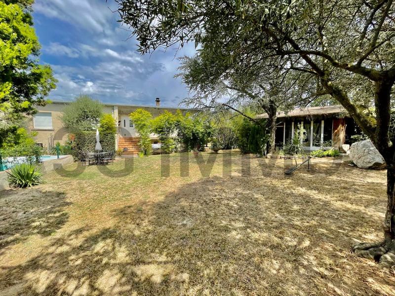 Villa - 188 m² - 7 pièces