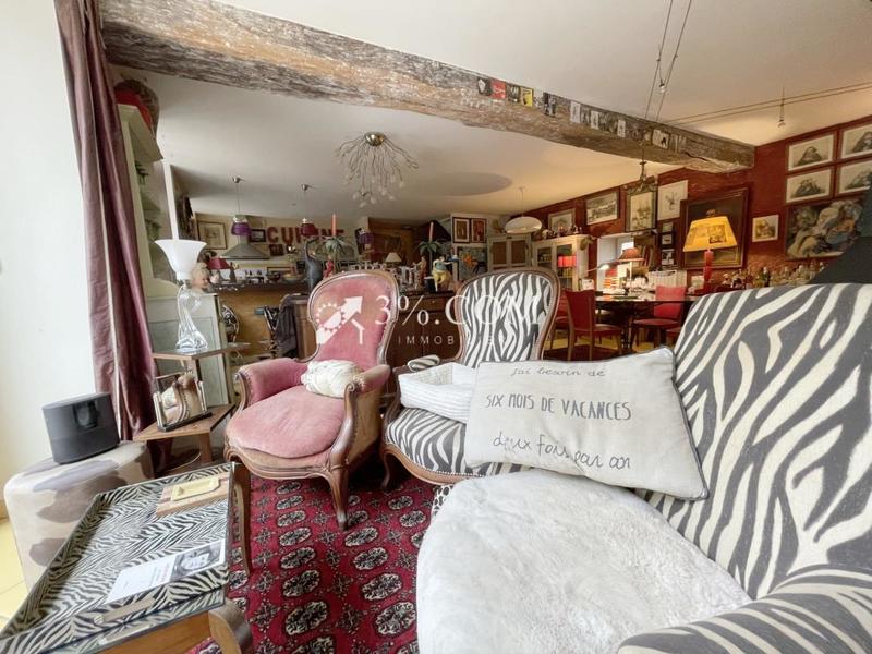 Maison - 235 m² - 6 pièces