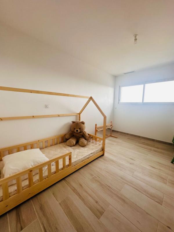 Maison - 121 m² - 5 pièces