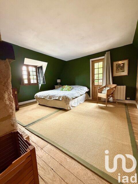 Maison - 300 m² - 13 pièces