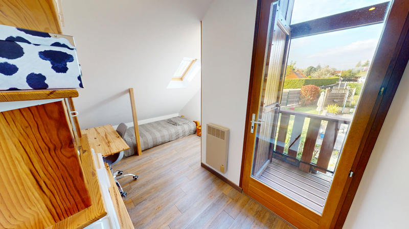 Maison - 140 m² - 5 pièces