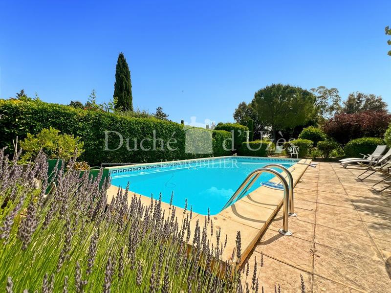 Maison - 166 m² - 5 pièces