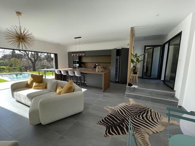 Maison - 129 m² - 4 pièces