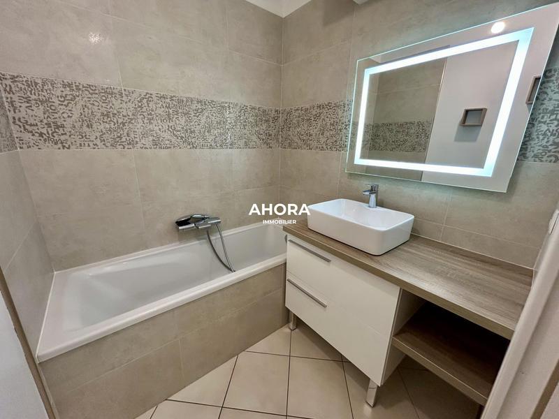 Appartement - 72 m² - 3 pièces