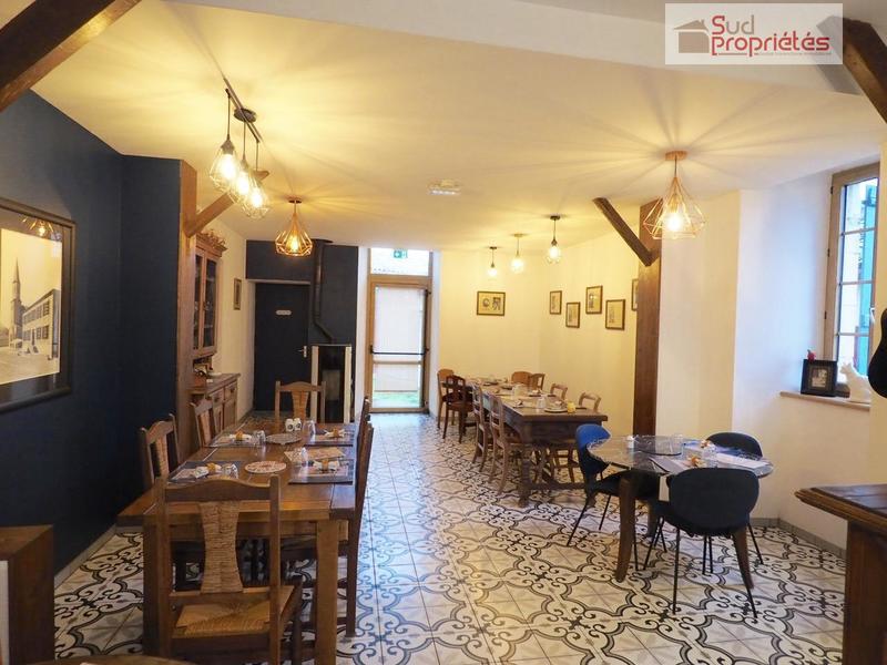 Maison - 280 m² - 7 pièces