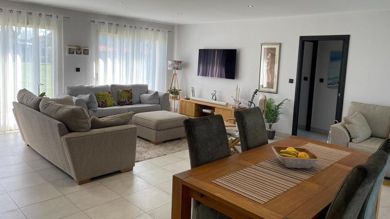 Maison - 153 m² - 5 pièces