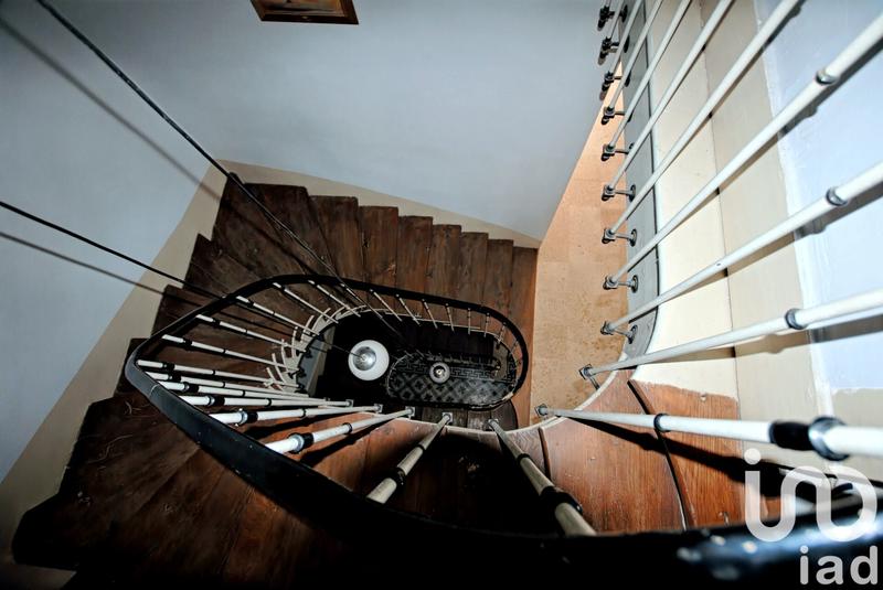 Maison - 435 m² - 15 pièces