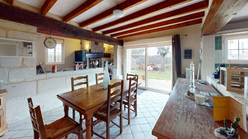 Maison - 121 m² - 6 pièces