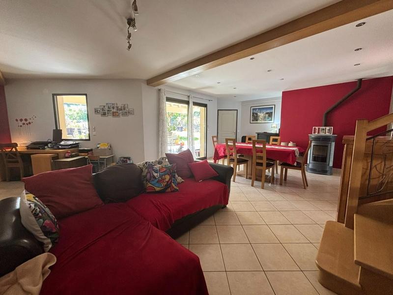 Maison - 157 m² - 6 pièces