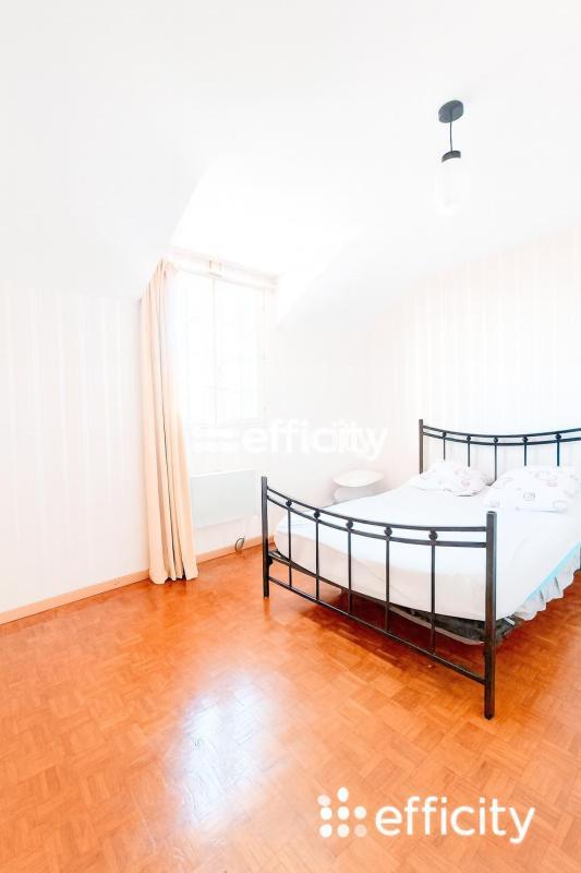 Maison - 150 m² - 8 pièces