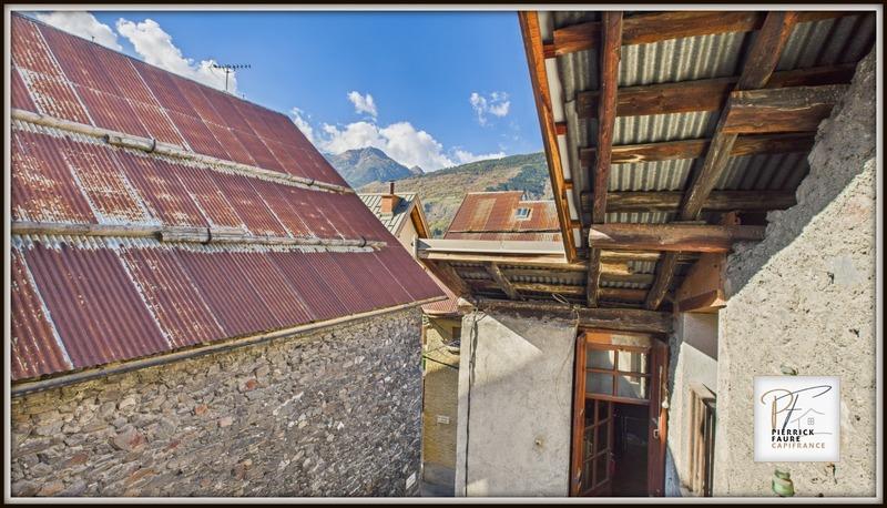 Maison de village - 111 m² - 5 pièces