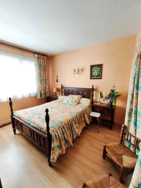 Maison - 181 m² - 7 pièces