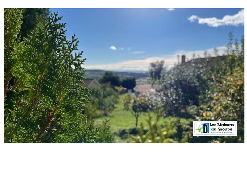 Terrain constructible - 900 m²