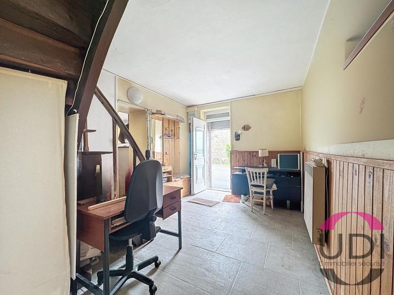 Maison - 104 m² - 4 pièces