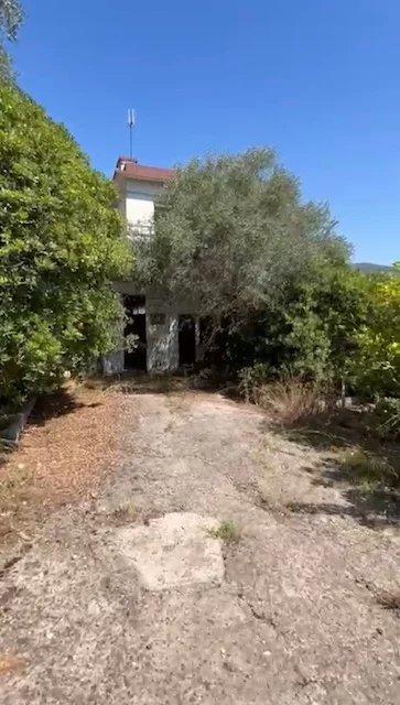 Maison - 90 m² - 3 pièces