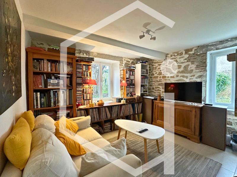 Maison - 182 m² - 7 pièces