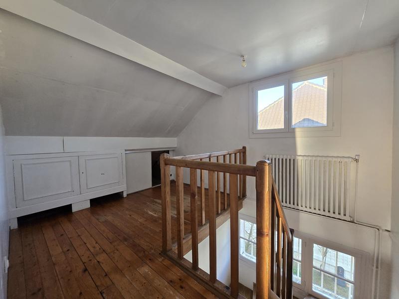 Maison - 144 m² - 7 pièces