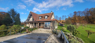 Maison - 136 m² - 6 pièces