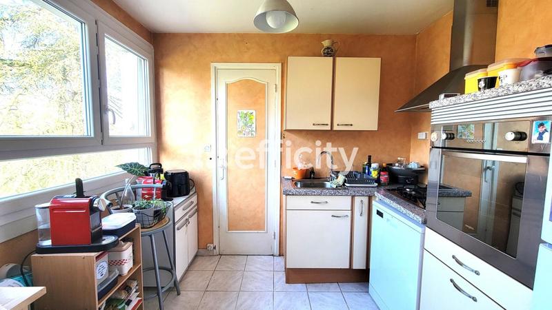 Appartement - 72 m² - 4 pièces