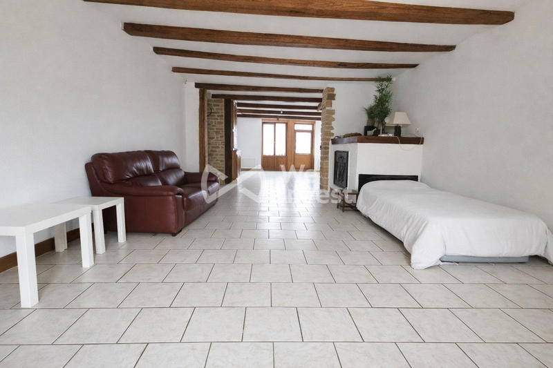 Maison ancienne - 238 m² - 8 pièces