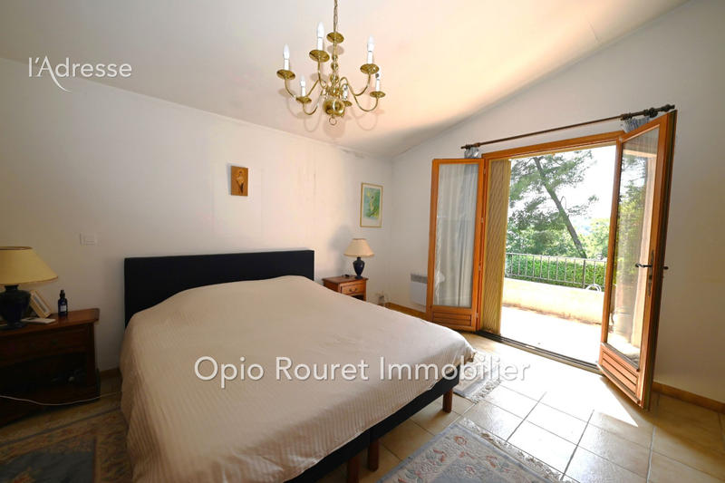 Maison - 197 m² - 7 pièces