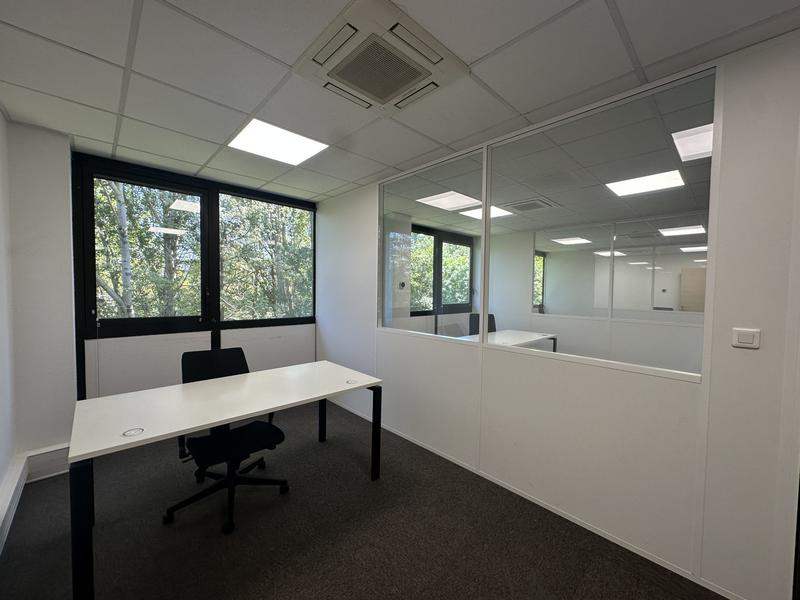 Bureau - 72 m²