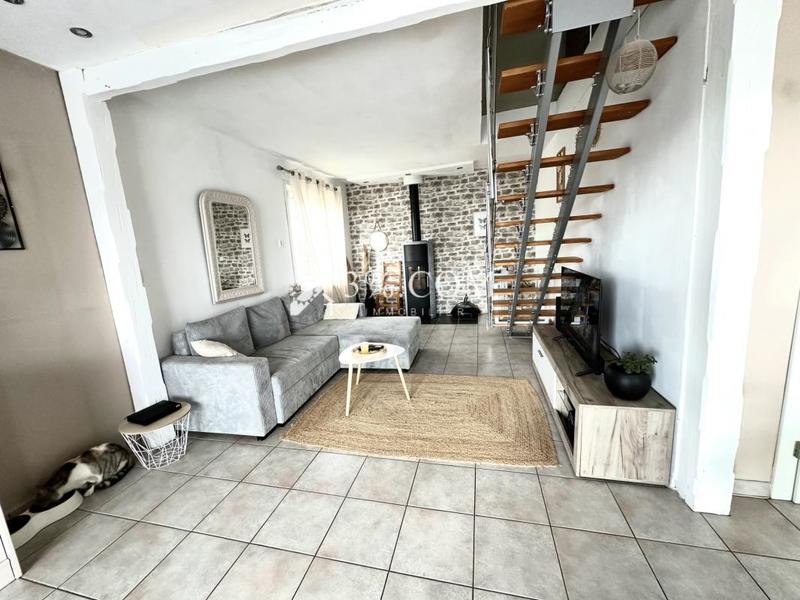 Maison - 100 m² - 6 pièces