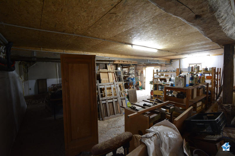 Viager - Maison ancienne - 183 m² - 6 pièces