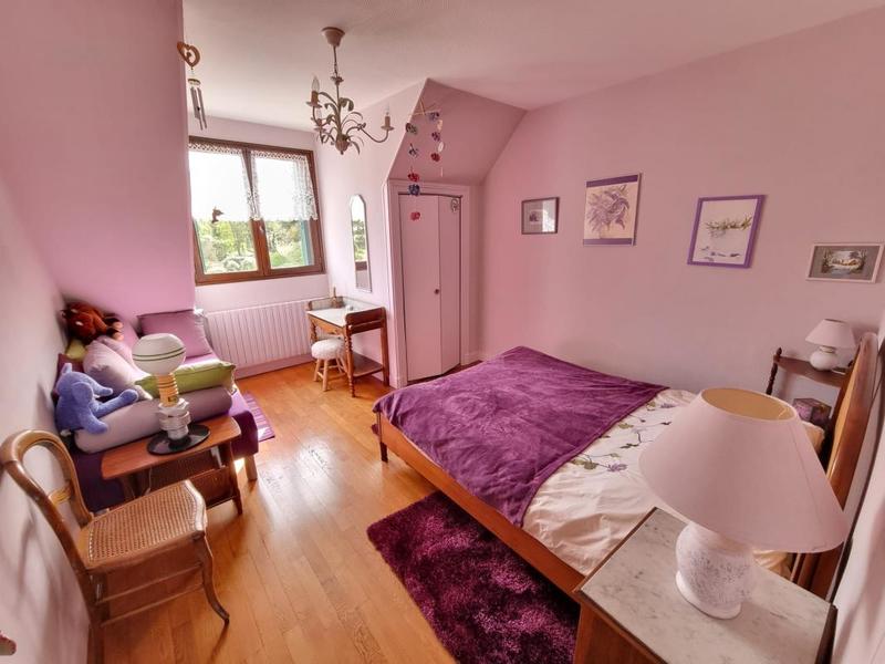 Maison - 221 m² - 8 pièces