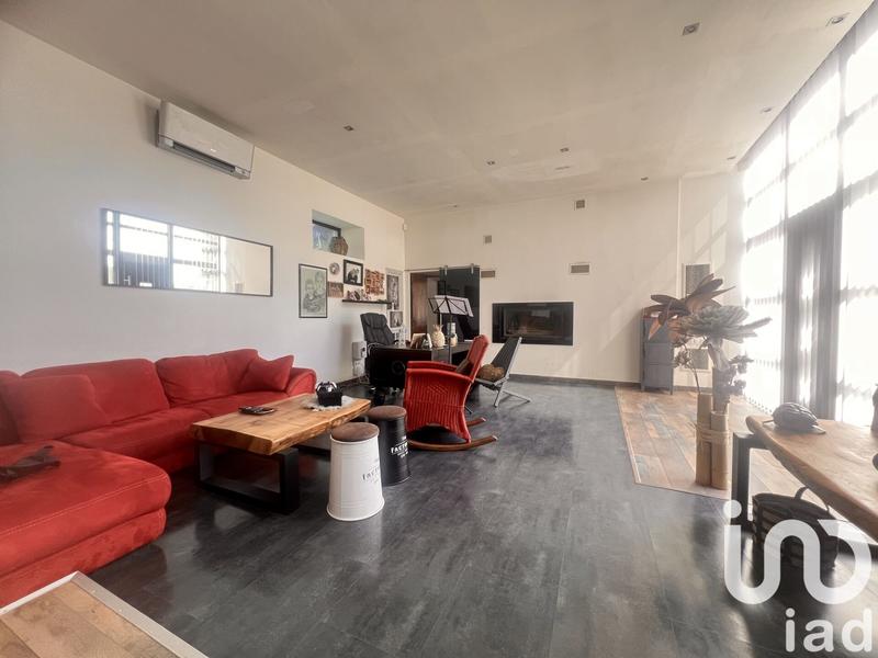 Maison - 227 m² - 7 pièces