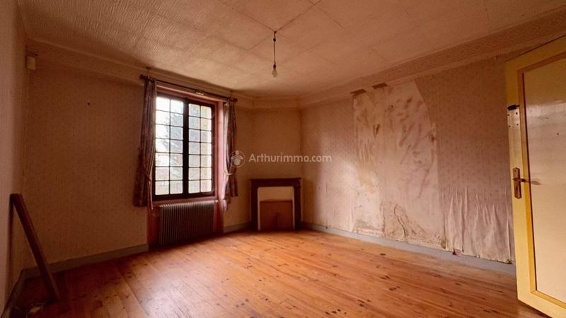 Maison - 165 m² - 8 pièces