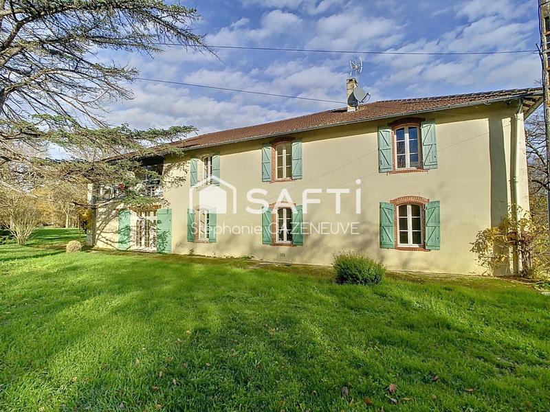 Maison - 350 m² - 10 pièces