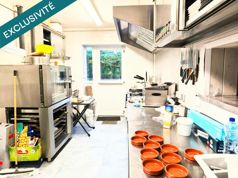 Local commercial - 130 m² - 3 pièces