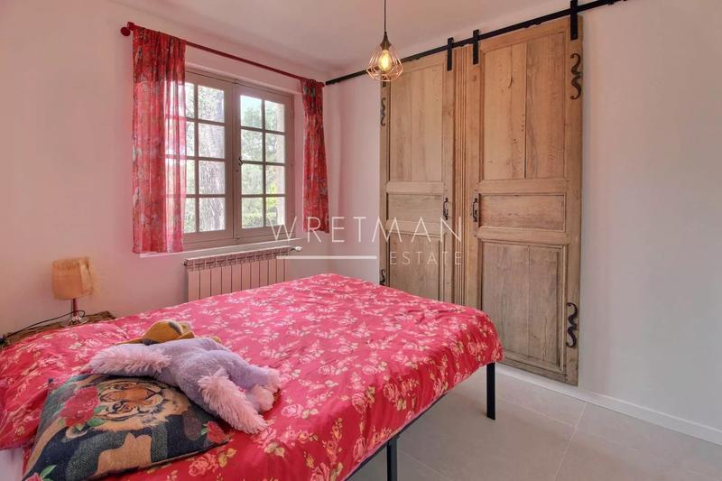 Villa - 180 m² - 6 pièces