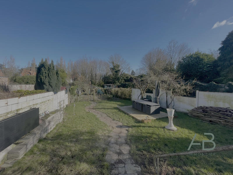 Maison - 130 m² - 6 pièces