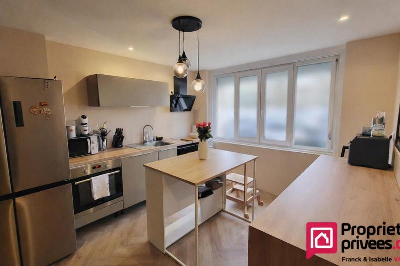 Maison - 95 m² - 6 pièces