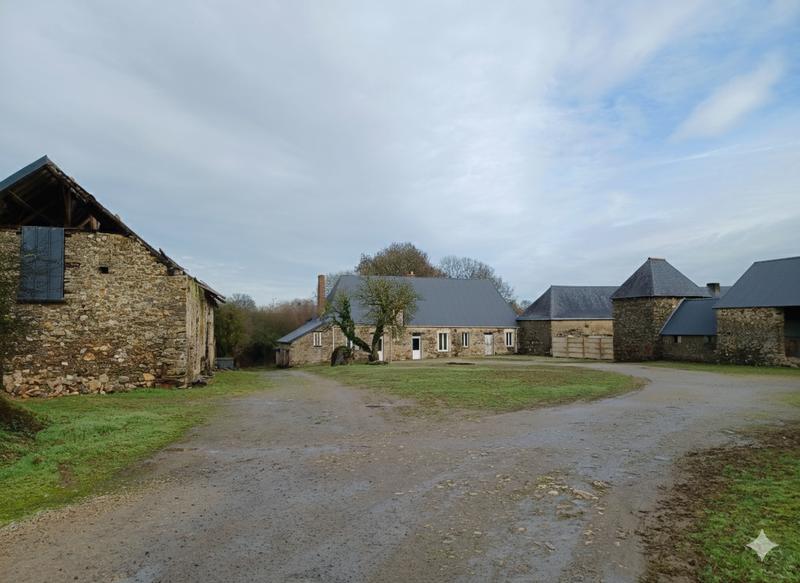 Ferme - 400 m² - 4 pièces
