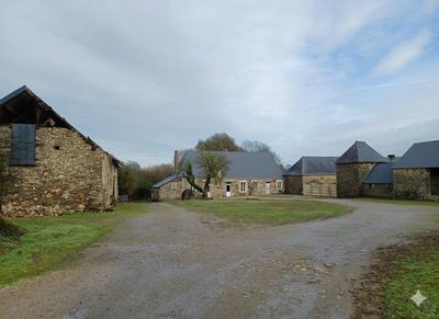 Ferme - 400 m² - 4 pièces