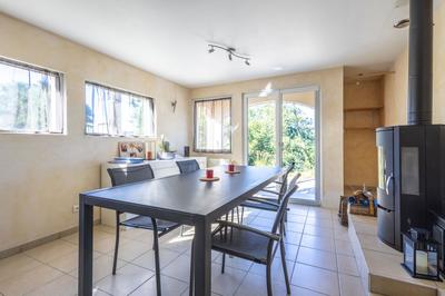 Maison - 146 m² - 7 pièces
