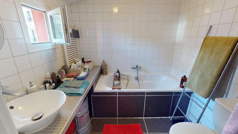 Maison contemporaine - 150 m² - 8 pièces